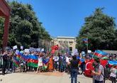 &quot;Карабах - это Азербайджан!&quot;: В Швейцарии прошла акция протеста против агрессии Армении (ВИДЕО)