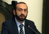 Спикера парламента Армении оперируют после избиения участниками беспорядков в Ереване