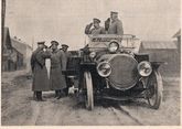 Исторические хроники: Николай II прибывает на автомобиле во Львов