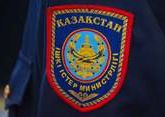 Двое прохожих не позволили вооруженному преступнику ограбить женщину в Казахстане