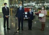 Школьник из Костаная, ставший героем, получил благодарность от Токаева и новый автомобиль