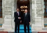 Президент Турции принял в Стамбуле эмира Катара