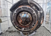 Школу космонавтики Владикавказа украсил спускаемый аппарат корабля &quot;Союз&quot;
