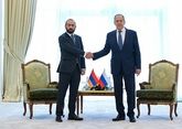 Лавров и Мирзоян встретились в Узбекистане