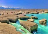 Чудесный остров Хенгам: серебряный пляж и варенье из красной глины в Иране