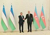 Президент Узбекистана отправился с визитом в Азербайджан