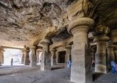 Индийский город пещер на острове Элефанта: как добраться, что посмотреть?