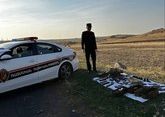 Неизвестный забыл автоматы и гранаты на трассе в Армении