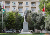 Азербайджан почтил память Ататюрка