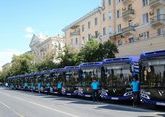 Жителей Астрахани завтра на новом маршруте встретят новые автобусы
