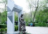 Памятник детям блокадного Ленинграда осквернили в Ереване