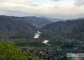 Упавшего в реку водителя ищут четвертый день в Дагестане