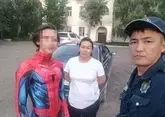 Человек-паук едва не покорил трубы теплотрассы в Семее – помешала полиция