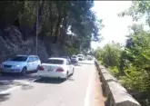 Дорога в Абхазии открыта после падения деревьев из-за пожара