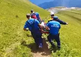 Спасатели эвакуировали пострадавшую в горах Карачаево-Черкесии туристку