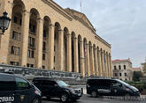 Оппозиция в Грузии вновь собирается у парламента