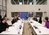 Глава МИД Армении провел переговоры с председателем МУС