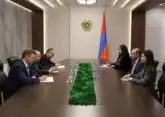 Секретарь Совбеза Армении встретился с российским послом