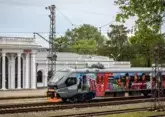 Электропоезд &quot;Диоскурия&quot; из Сочи в Абхазию остается популярным у туристов