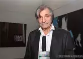 Президент Азербайджана и его близкие ознакомились с творчеством Фархада Халилова