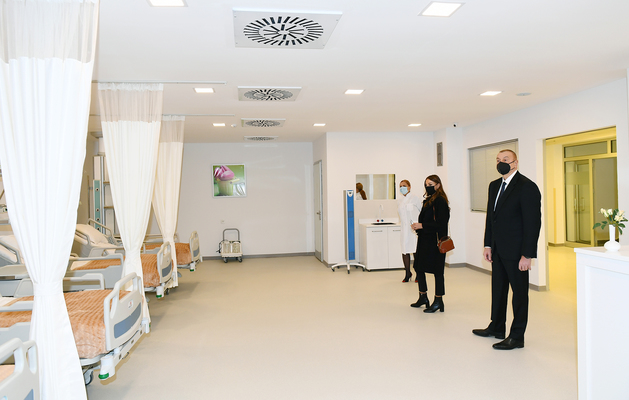 Ильхам Алиев и Мехрибан Алиева открыли подстанцию, больницу, школу и парк в Хырдалане и Абшеронском районе (ФОТО/ВИДЕО)