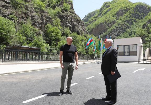 Ильхам Алиев заложил два новых села в Кельбаджарском районе