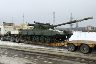 Ставропольский парк &quot;Патриот&quot; пополнился танком Т-80Б
