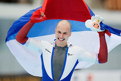 Путин поздравил конькобежца Кулижникова с победой