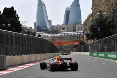 В первой гонке «Формулы 2» Гран-при Азербайджана-2019 победил Джек Эйткен