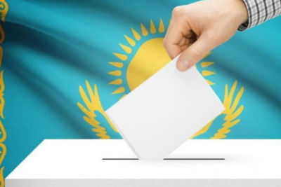 В Казахстане на президентских выборах проголосовали больше половины избирателей 