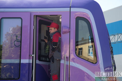 Первая партия новых российских вагонов вышла на линии Бакметрополитена 
