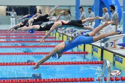 Пловчиха Марьям Шейхализадехангах вышла в полуфинал европейского олимпийского фестиваля в Баку