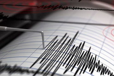 Турцию потрясло два сильных землетрясения