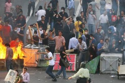 Иранская полиция задержала подстрекателей студенческих бунтов 