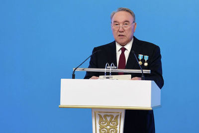 Нурсултан Назарбаев поздравил жителей Казахстана с Днем Независимости