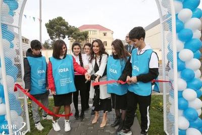 Лейла Алиева поучаствовала в открытии очередного двора, благоустроенного в рамках проекта &quot;Наш двор&quot; в Баку