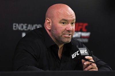 Президент UFC дал совет объявившему о завершении карьеры Чимаеву