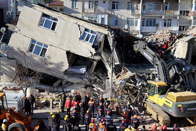 Землетрясение в Турции унесло 38 жизней