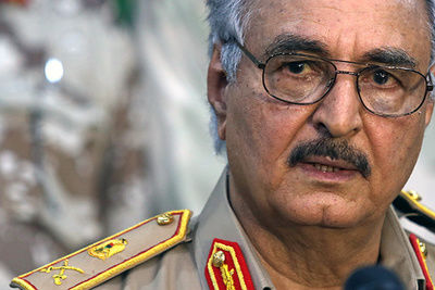 Хафтар выразил поддержку избранным в Ливии Президентскому совету и правительству - СМИ