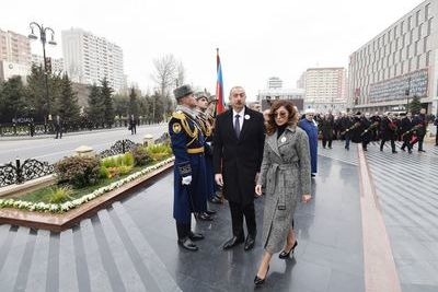 Ильхам Алиев и Мехрибан Алиева приняли участие в церемонии в память о жертвах Трагедии в Ходжалы