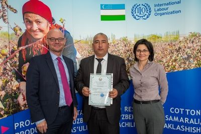 Узбекистан начал регистрировать НПО