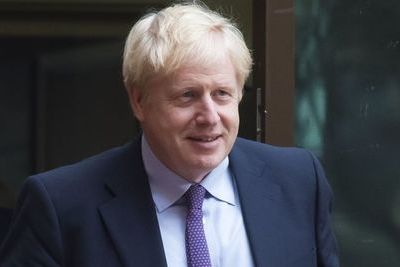 Sky News: Борис Джонсон вернется к работе не раньше чем через месяц