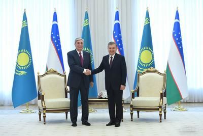 Президенты Казахстана и Узбекистана созвонились о прорыве дамбы
