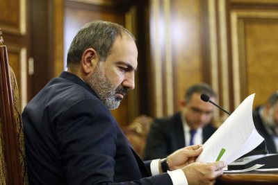 Пашинян предложил вернуть Давтяна на пост главы Генштаба Армении