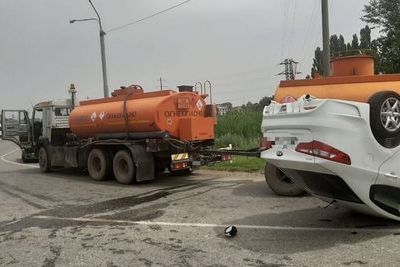 Девушка-водитель на Ставрополье испытала на прочность бензовоз