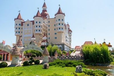 Сочинский отель-замок &quot;Богатырь&quot; открывается для туристов