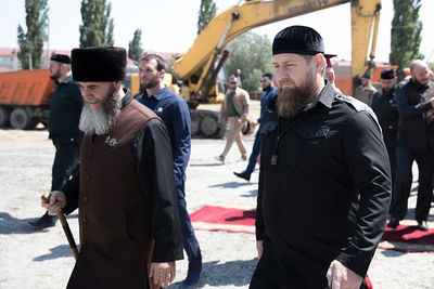 В Грозном заложили новые мечеть и жилой комплекс