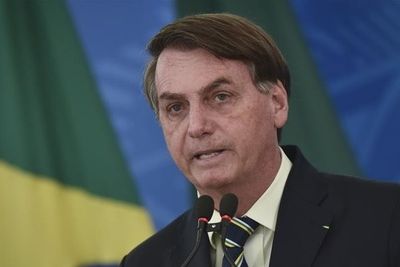 Журналисты обвиняют президента Бразилии в нарушении двух статей Уголовного кодекса
