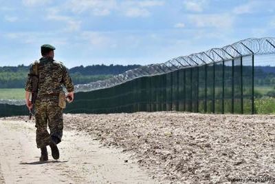 Украина построила 12 км &quot;стены&quot; с Россией