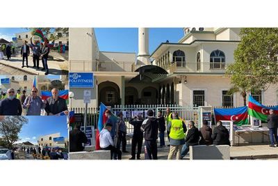Акцию протеста против военных провокаций Армении провели перед мечетью в Сиднее